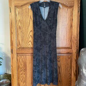 Mossimo stretch sleeveless dress women’s size M black white floral print
